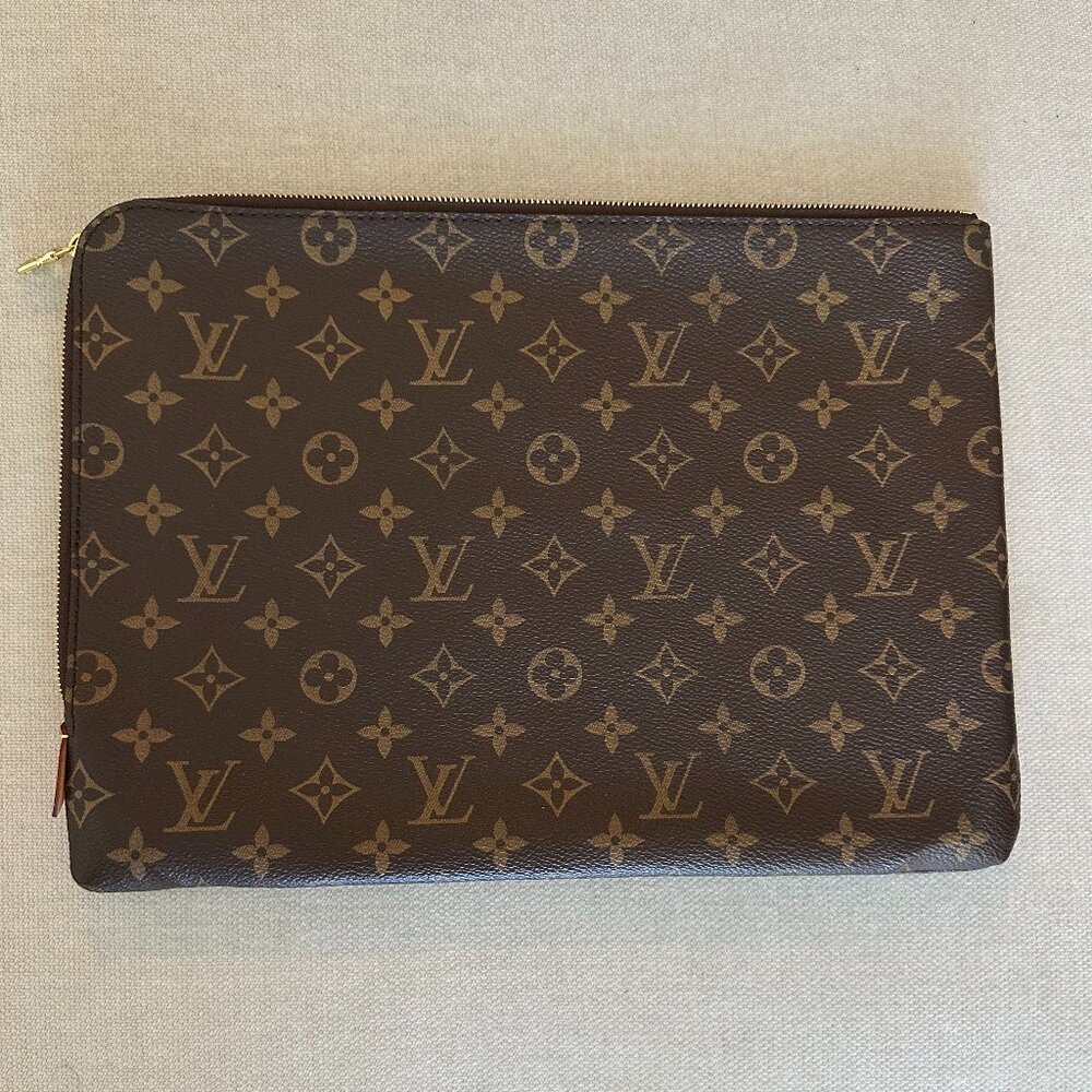 Louis Vuitton Pouch